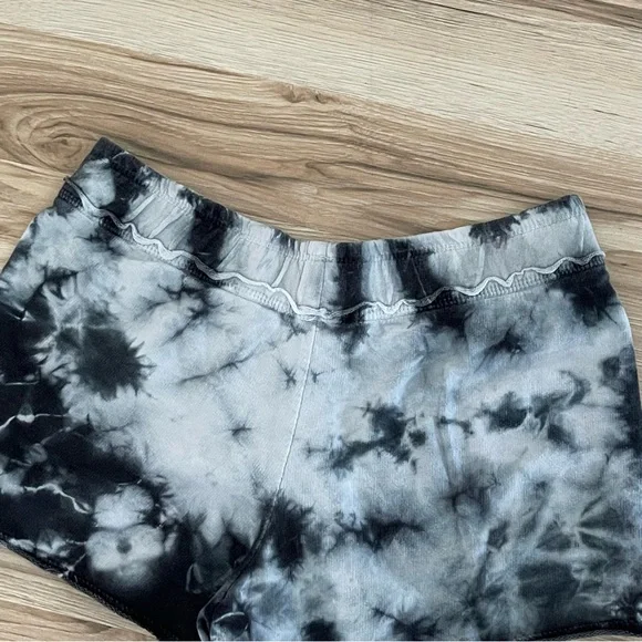 Beautiful Disaster Women's Black and White Pajama Shorts - Picture 5 of 6